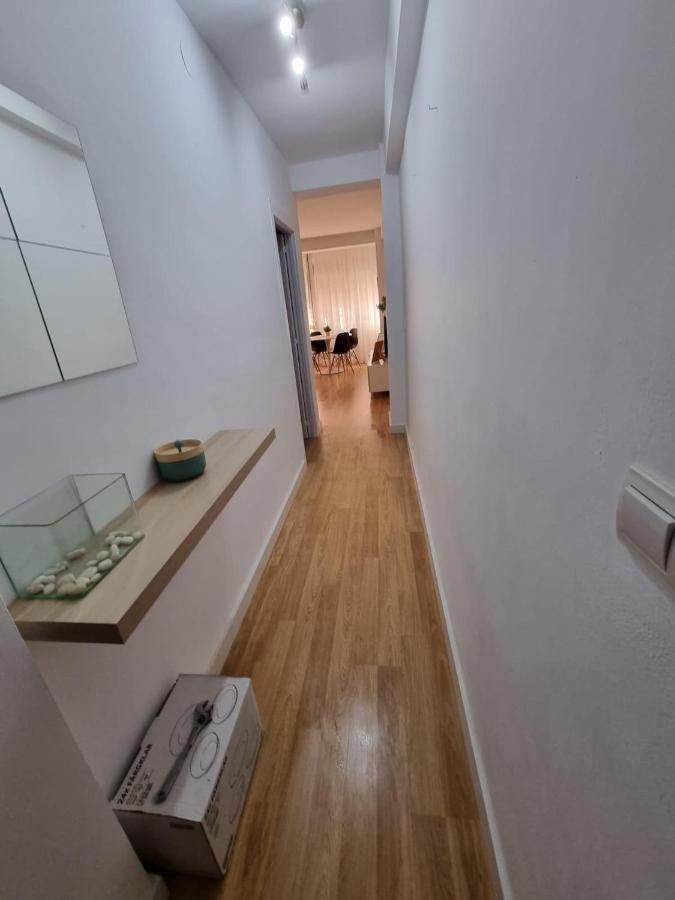Holidays2Malaga 2 Bedroom Armengual De La Mota Close Shopping Center מראה חיצוני תמונה