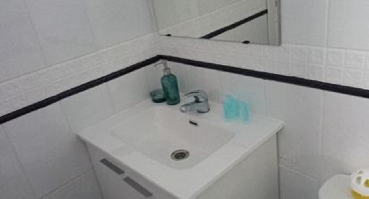 Holidays2Malaga 2 Bedroom Armengual De La Mota Close Shopping Center מראה חיצוני תמונה