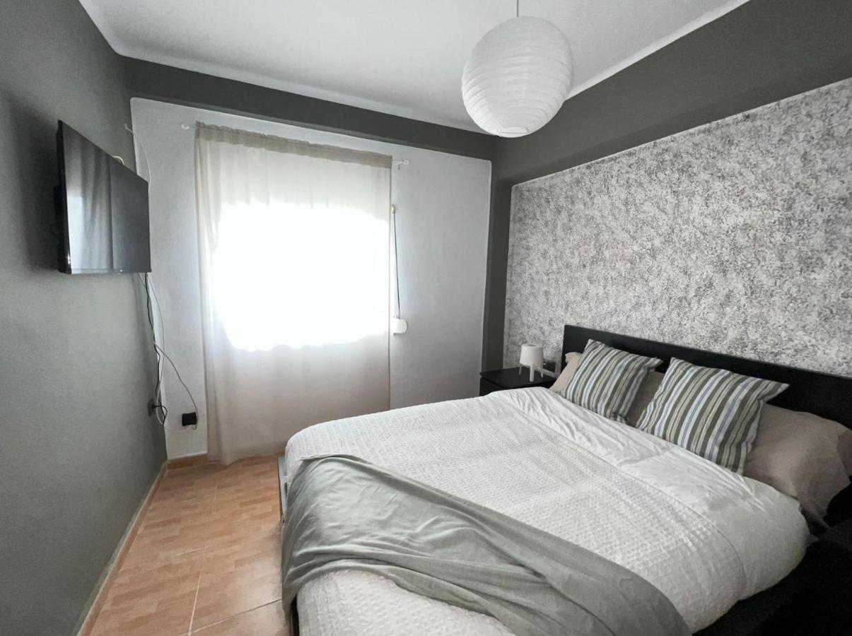 Holidays2Malaga 2 Bedroom Armengual De La Mota Close Shopping Center מראה חיצוני תמונה