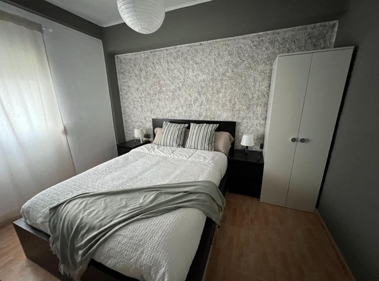 Holidays2Malaga 2 Bedroom Armengual De La Mota Close Shopping Center מראה חיצוני תמונה
