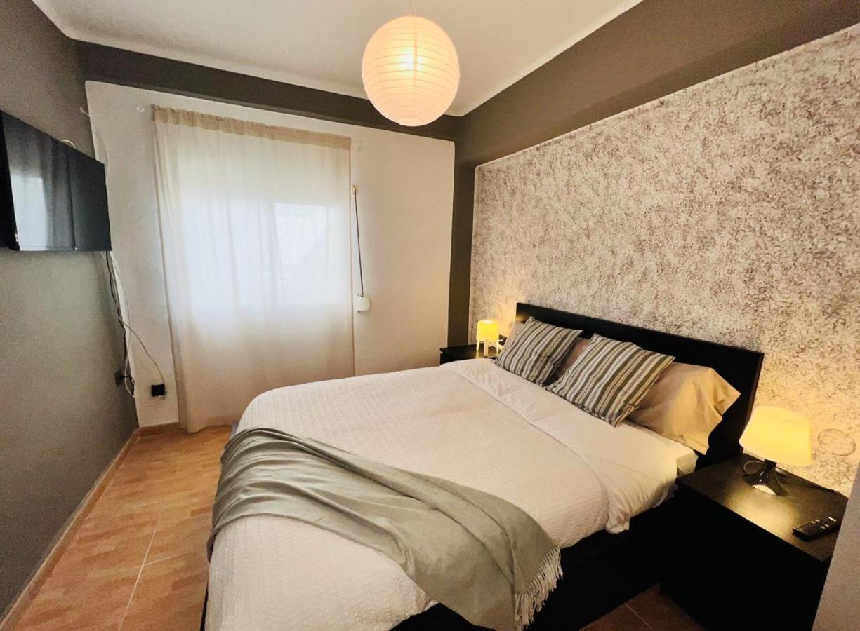 Holidays2Malaga 2 Bedroom Armengual De La Mota Close Shopping Center מראה חיצוני תמונה